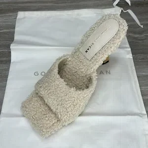 NIB Good American Standout Sherpa Mule Heel Size 7.5